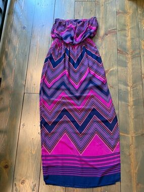 Express Strapless Chevron Maxi Dress in Fuchsia and Navy